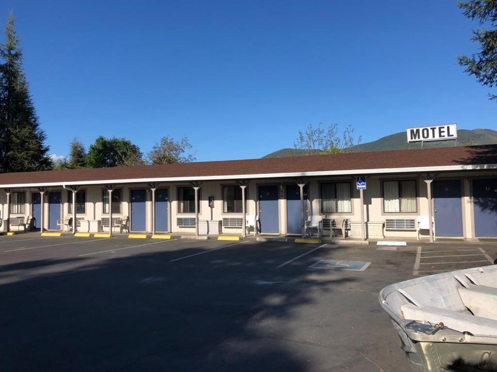 Kelseyville Motel Esterno foto